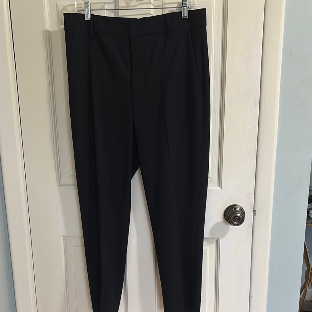 Vince Women’s Black Flat Front Pants